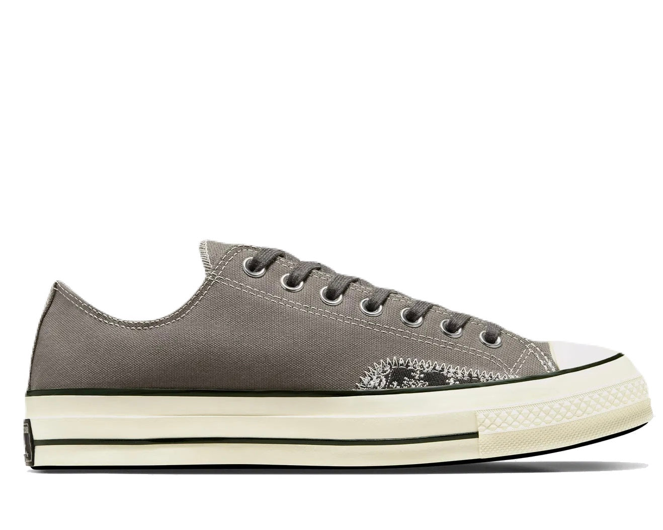 コンバース-チャックテイラー-ローカット-グレー-パッチ-ct70-ox-origin story-grey-low-a04501c