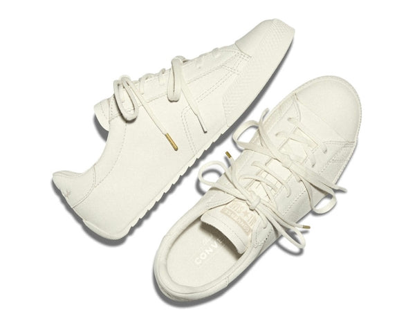 コンバースチャックテイラーロー　レザー　アイボリ　生成り　エグレット　皮　chuck taylor lo a18891c